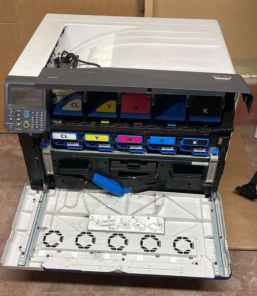Oki ES9541DN Colour Printer with supplies, CMYK With Stand, SRA3/A3/A4/Banners - Image 4 of 4