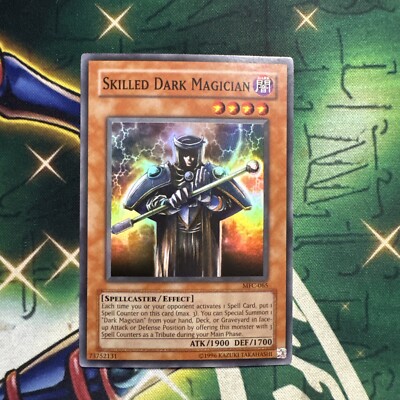 Mago Oscuro (G) - SBC1-ENG01 - Secret Rare - 1ª Edición Mago Oscuro (G) - SBC1-ENG01 - Secret Rare - 1ª Edición