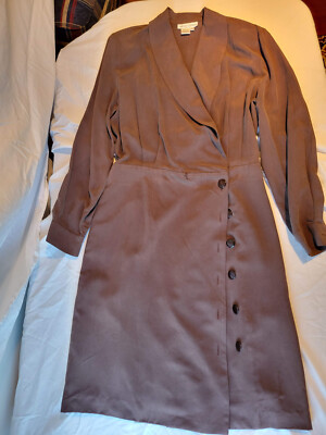 vintage Nancy Crystal Beige 100% silk dress Sz 12 Button down dress