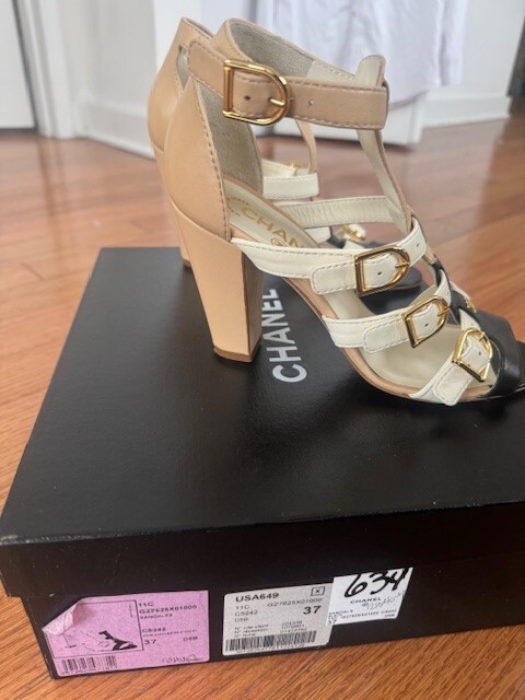 Chanel 2011 Interlocking CC Logo Gladiator Sandal… - image 5