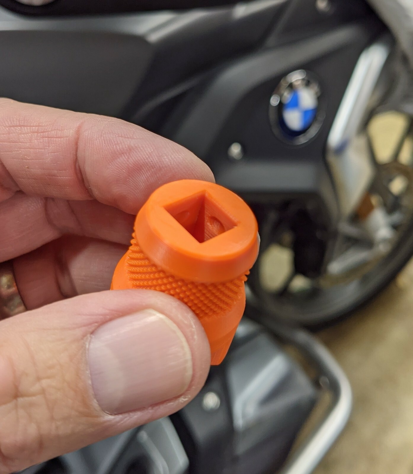 Oil Filler Cap Removal Tool, 3/8 inch Socket Style, for most BMW boxer