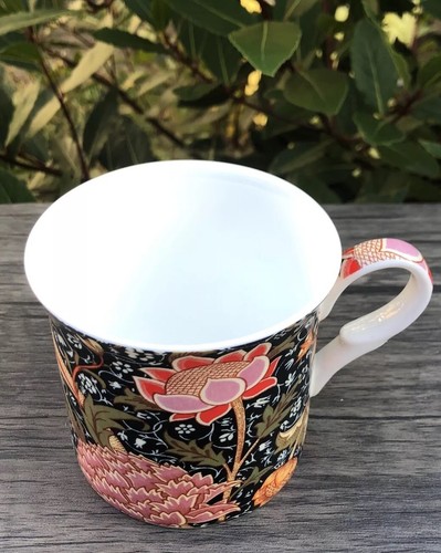 Heritage Fine Bone Stoke On Trent England Mug, 250 ml, in excellent condition