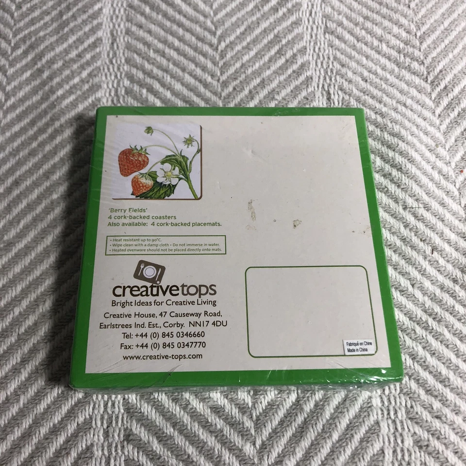 Berry Fields paquete de cuatro posavasos de corcho fresas tops creativos Foto 2 de 3