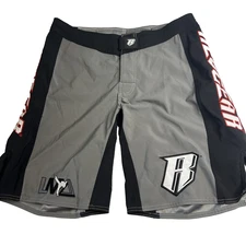 RevGear Worldwide Fighter Trunk Shorts Men M Professional Fighter Gear