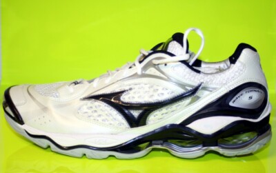 MIZUNO WAVE TORNADO5  Handball / Indoor  Gr. EUR 51 / US 16 / UK 15  NEU 