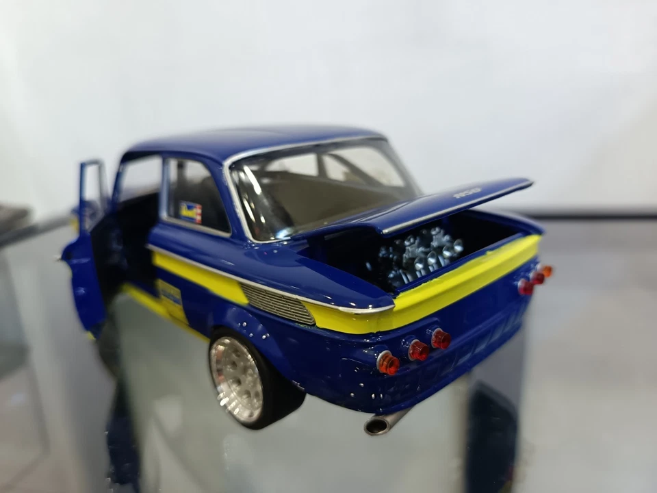 PRINZ NSU TT REVELL SCALA 1/18 IN METALLO APRIBILE - Immagine 4 di 4