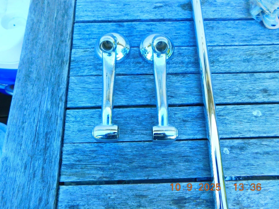 American Standard Collection 24 In. Towel Bar Chrome-Pre Owned - Image 2 of 4