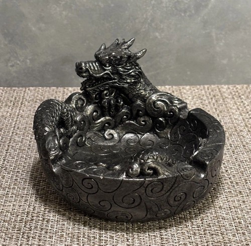 Clouds of Smoke Chinese Dragon Ashtray – Gothic Decor -Resin Tray - Black Dragon - Picture 3 of 11