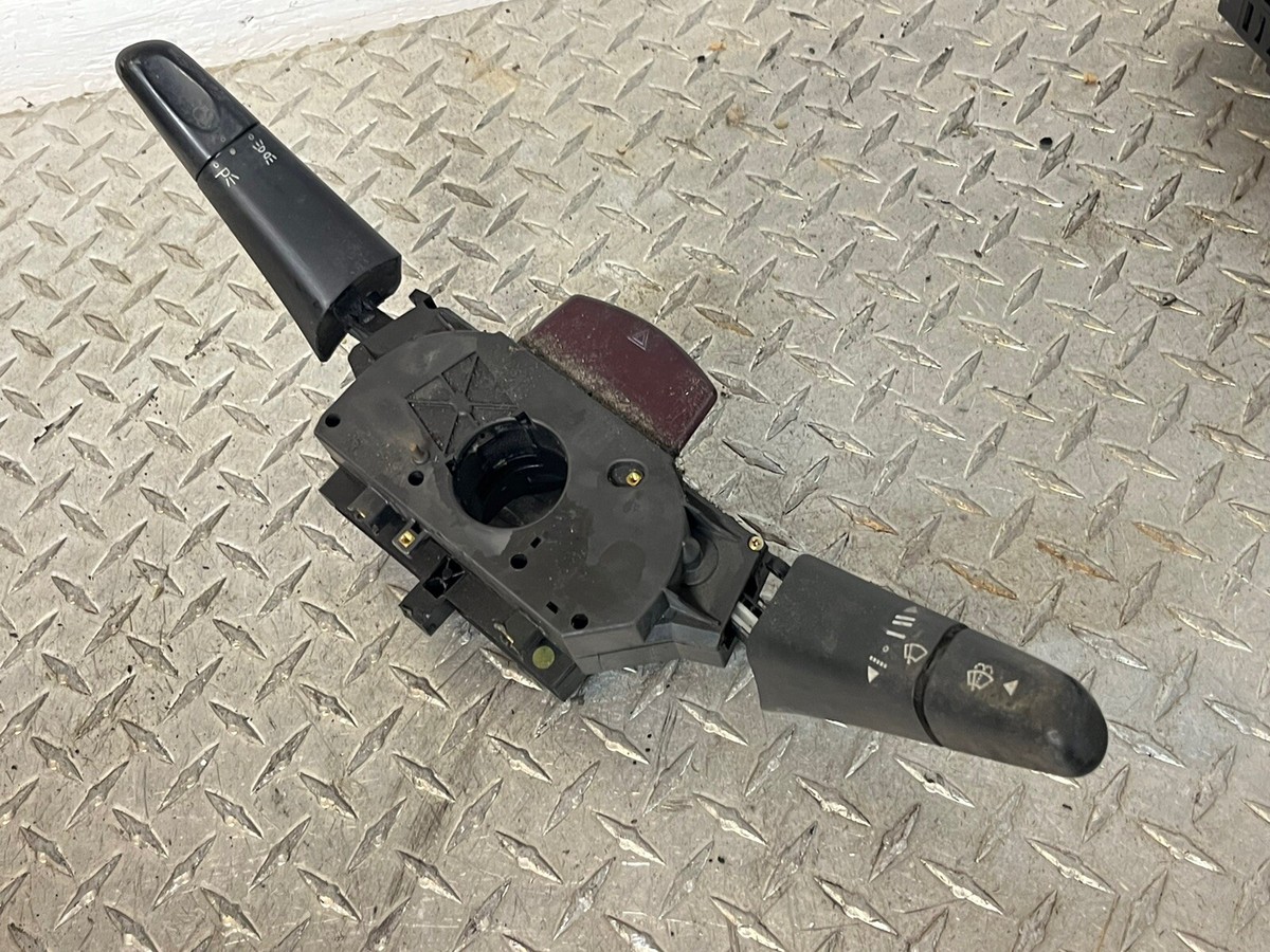 04-06 Dodge Mercedes Sprinter T1N Hazard Switch Turn Signal