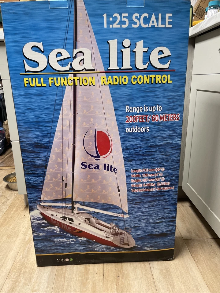 Sea Lite RC Radio Control Yacht Sailboat Boat 1/25 Scale BRAND NEW  - Image 4 of 4