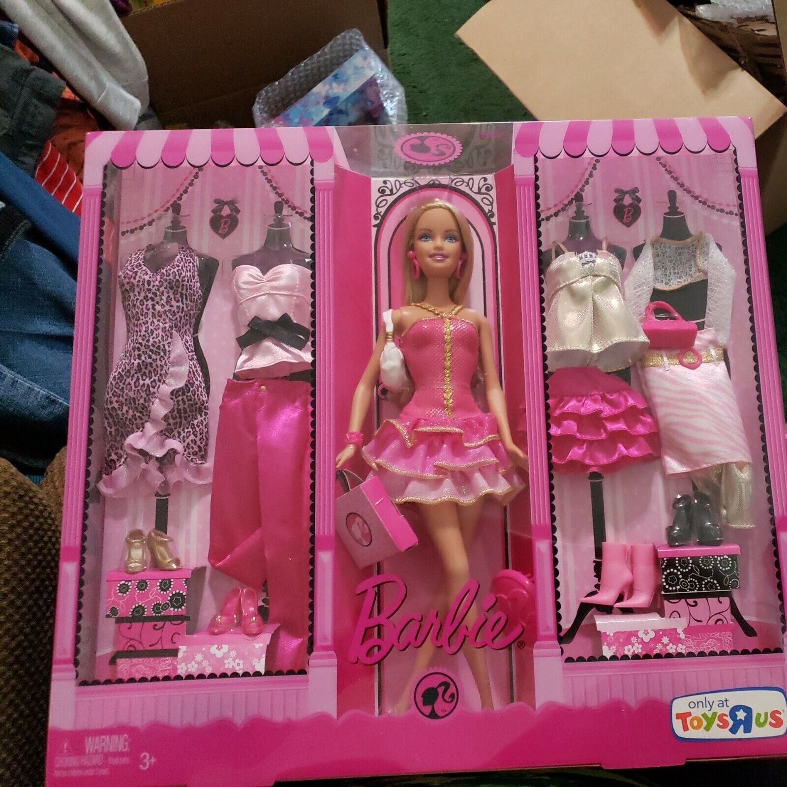 baas naast verband 2008 BARBIE DOLL & FASHION SET TOYS R US EXCLUSIVE MATTEL P8179 27084772418  | eBay