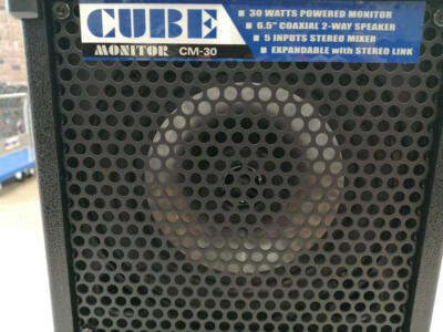 ROLAND CM-30 CUBE Portable Active Monitor Speakers From Japan