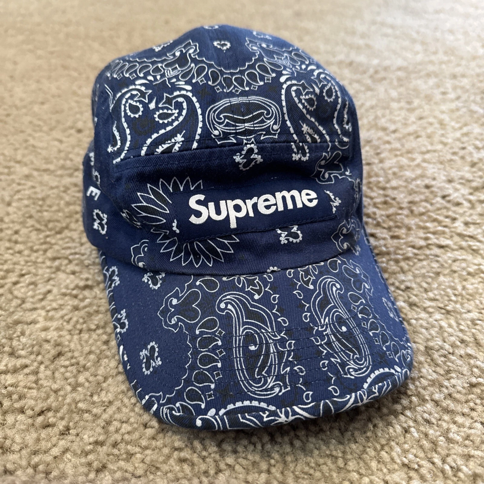Casquette de camp bandana logo boîte suprême cachemire bleu marine