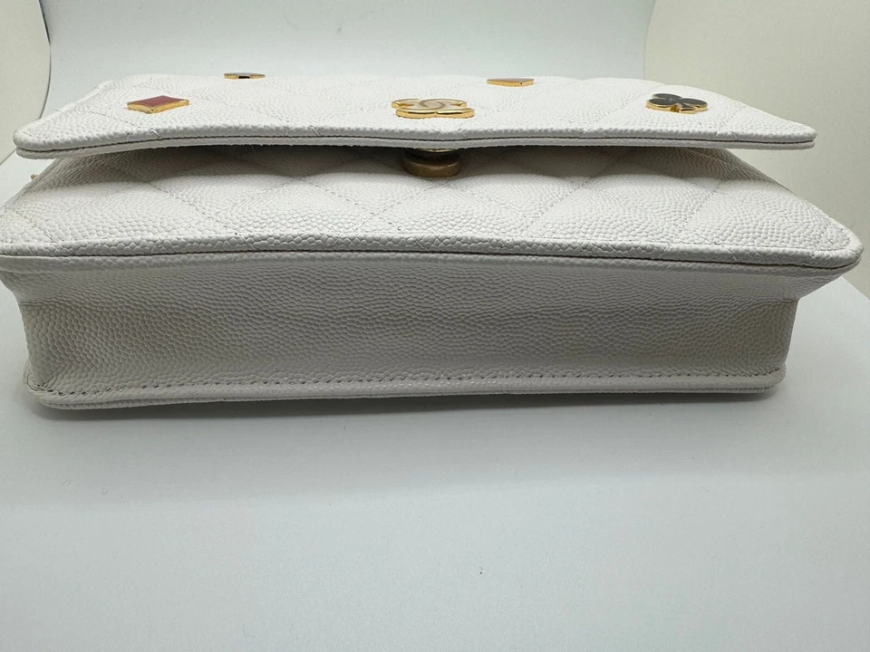 香奈儿链式钱包,白色鱼子酱,金色五金,赌场,全新带盒 — 第 4/4 张图片