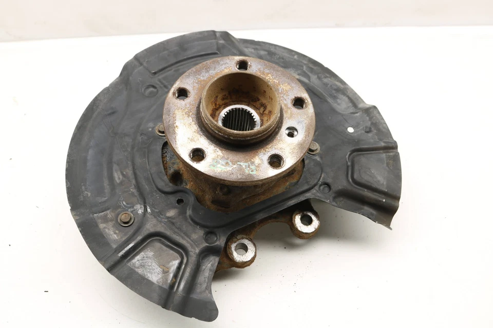 BMW X3 2011-2017 - Nudillo de husillo trasero izquierdo con cojinete de rueda 6790497 Foto 2 de 4