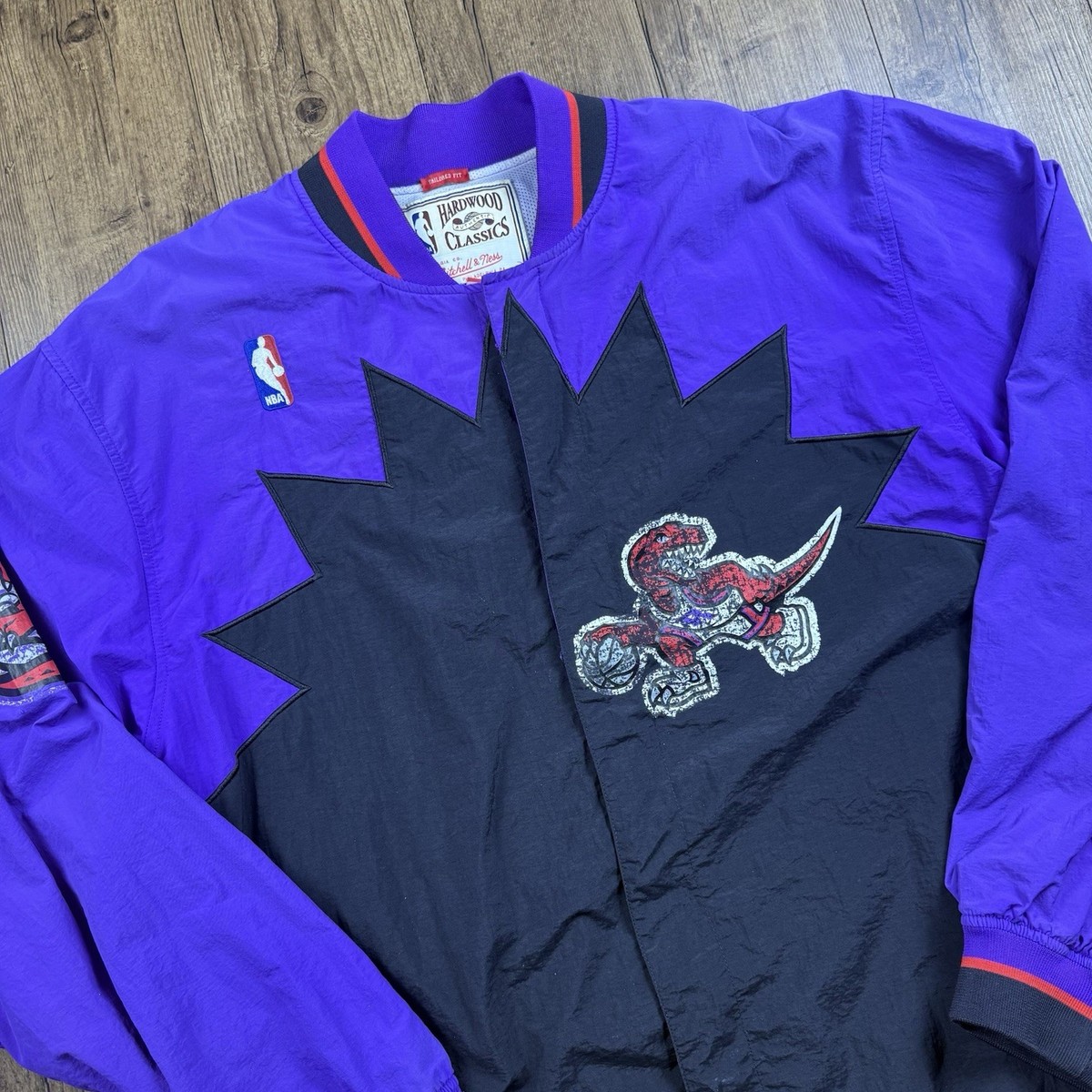 Mitchell & Nessトロント・ラプターズ ウォームアップジャケット L