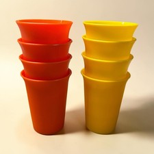 Vintage lot of 8 Tupperware Sippy Cups- Bell Tumblers - 7oz NO Lids