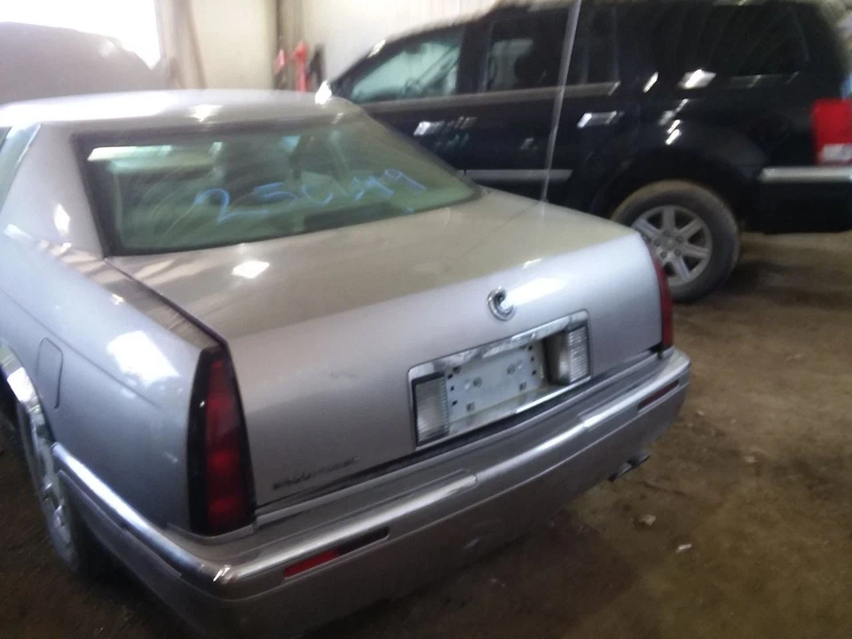 Hood Fits 93-02 ELDORADO 2082627 - Image 2 of 4