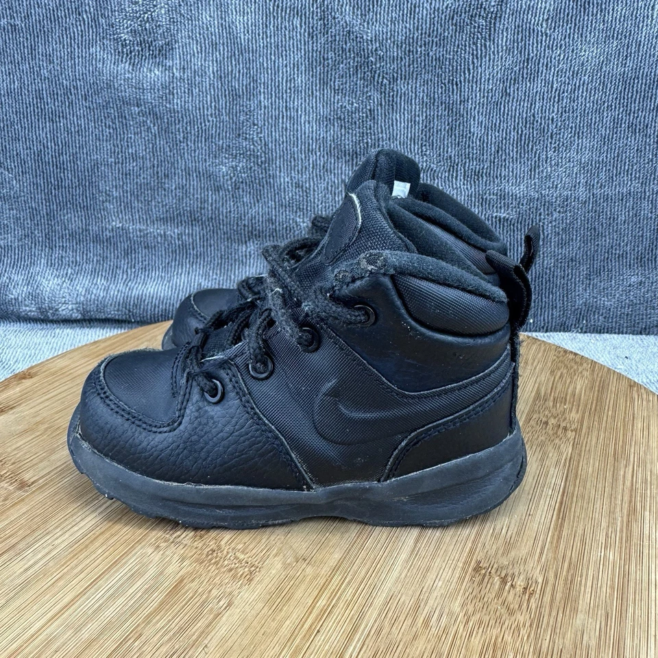 Nike Manoa Botas Niños Talla 8C Cuero Negro Exterior Calle Niño Pequeño BQ5374-001 Foto 3 de 4