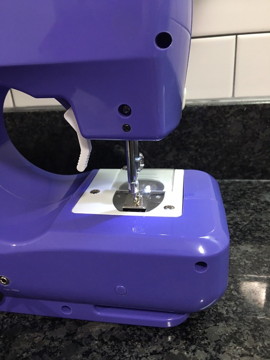 Pixie the Craft Machine by Singer Sewing Machine W/box Pixie the Craft Machine by Singer Sewing Machine W/box