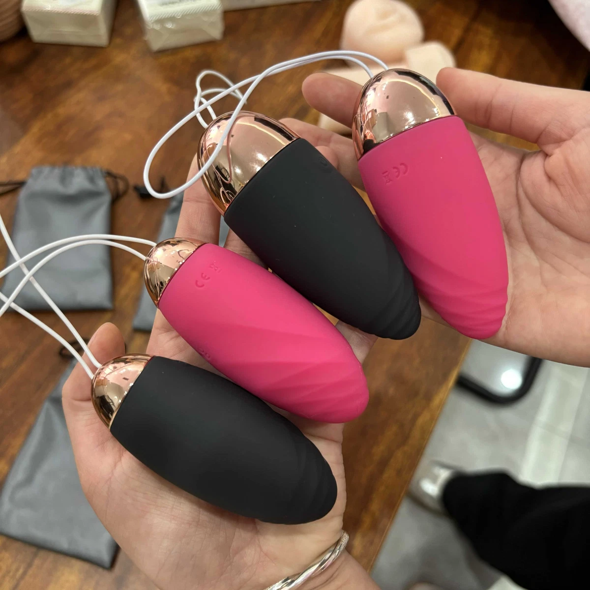 handlicher masturbator mit vibro bullet 9 cm 12 X 1000 Ml Ultraschallgel – Dahlhausen, Medizinisches Gleitgel, 12 Liter  Gleitgel 1000 ML main image 0