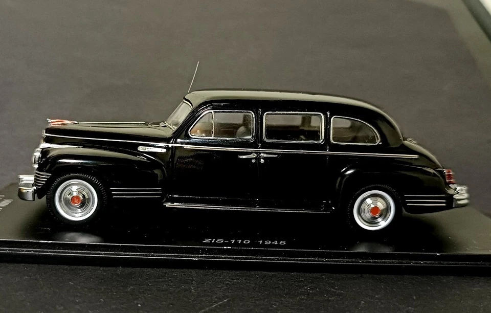 1/43 ZIS-110 Stalin Limousine black 1945 Spark Models VVM 110 - Image 3 of 4