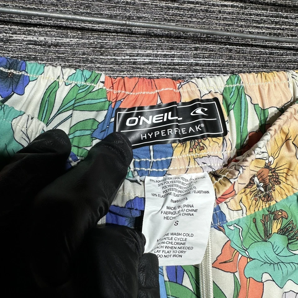 Pantalones Cortos de Tabla O'neil Para Mujer Pequeños Coloridos Florales Hyperfreak Laney 2" Elastizados Foto 2 de 4