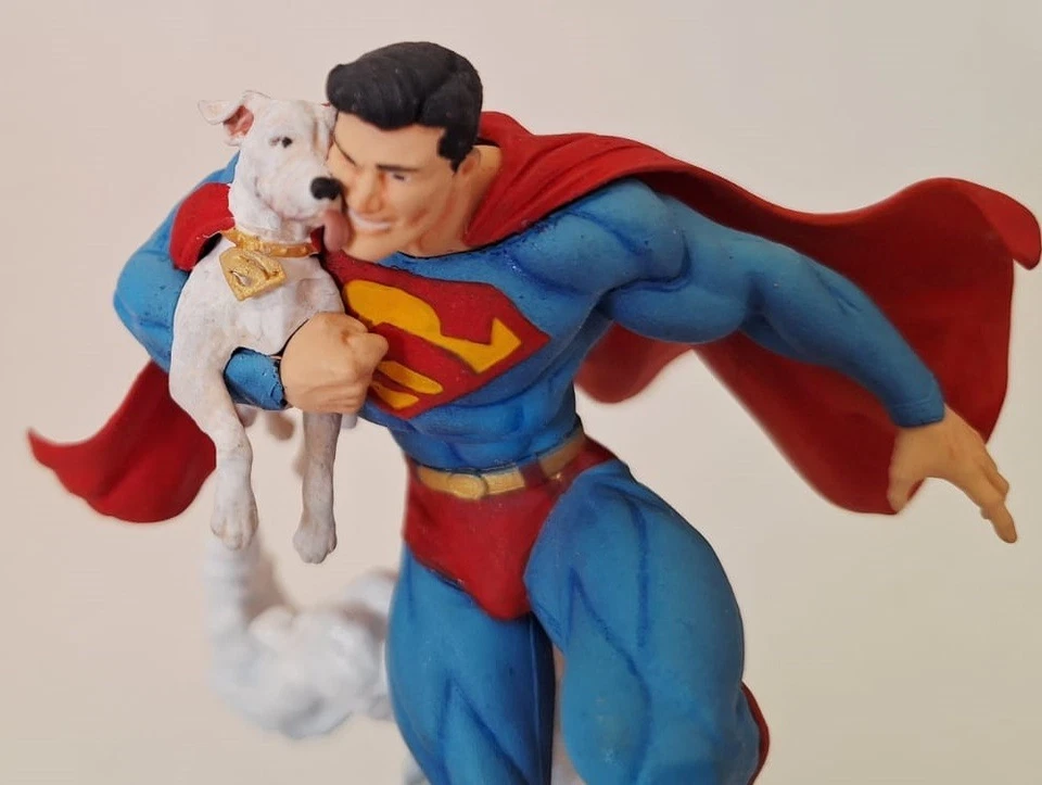 Superman and Crypto figurine - Image 4 of 4