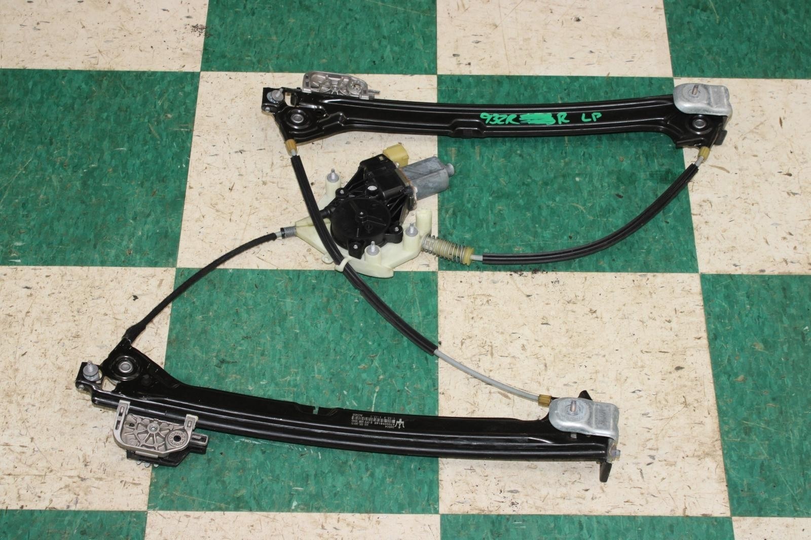 Maserati Ghibli 2014-2022 Front Left Window regulator