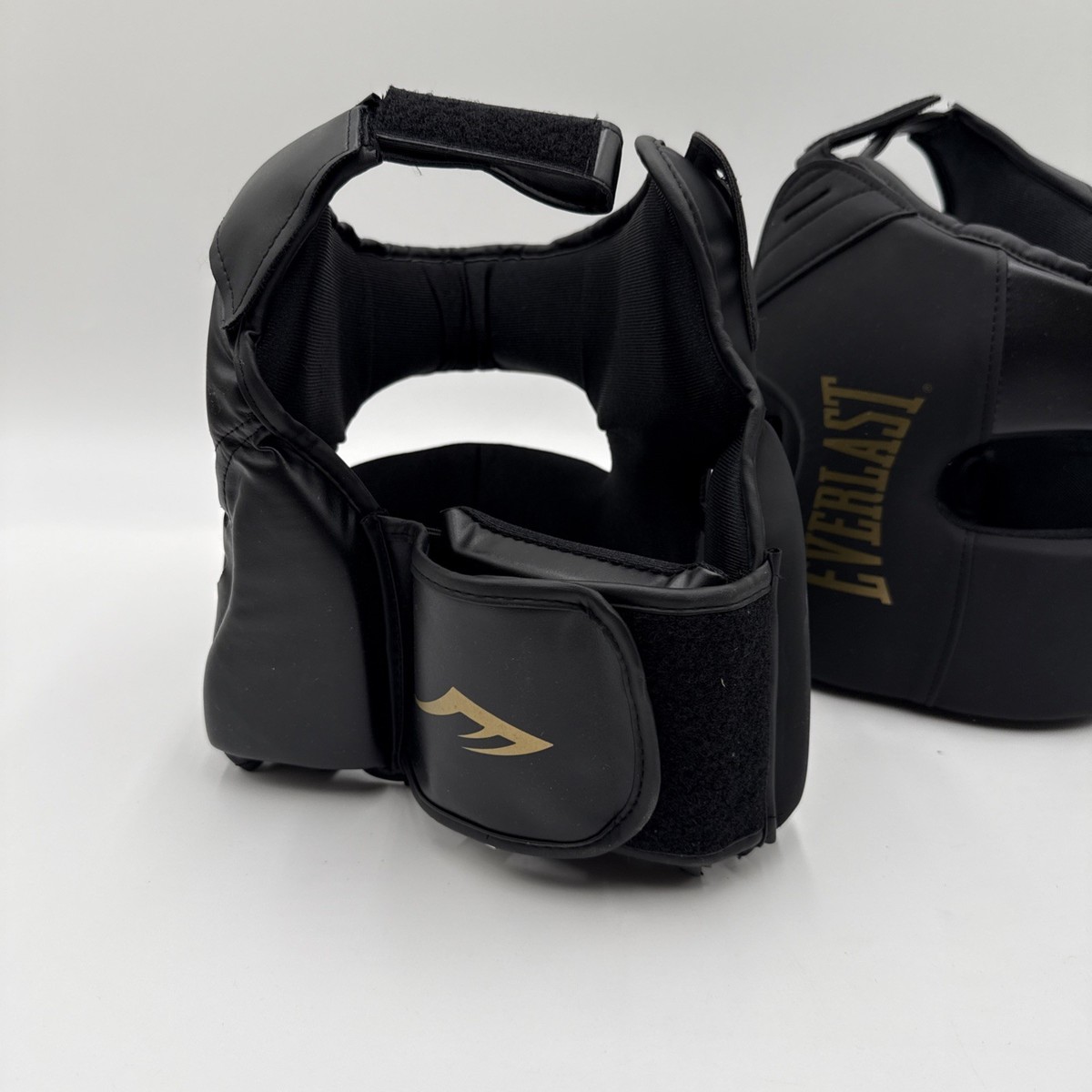 Everlast Elite 2 Training Headgear - L/XL - Black/Gold. Set Of 2
