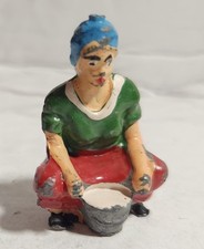 VINTAGE 1950s TIMPO TOY VILLAGE FARM MILK MAID FARMER W/PAIL LEAD FIGURE ENGLAND