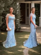 NEW Gown SZ 6 Custom Blue Column Intricate Lace Applique with Sweeping Train