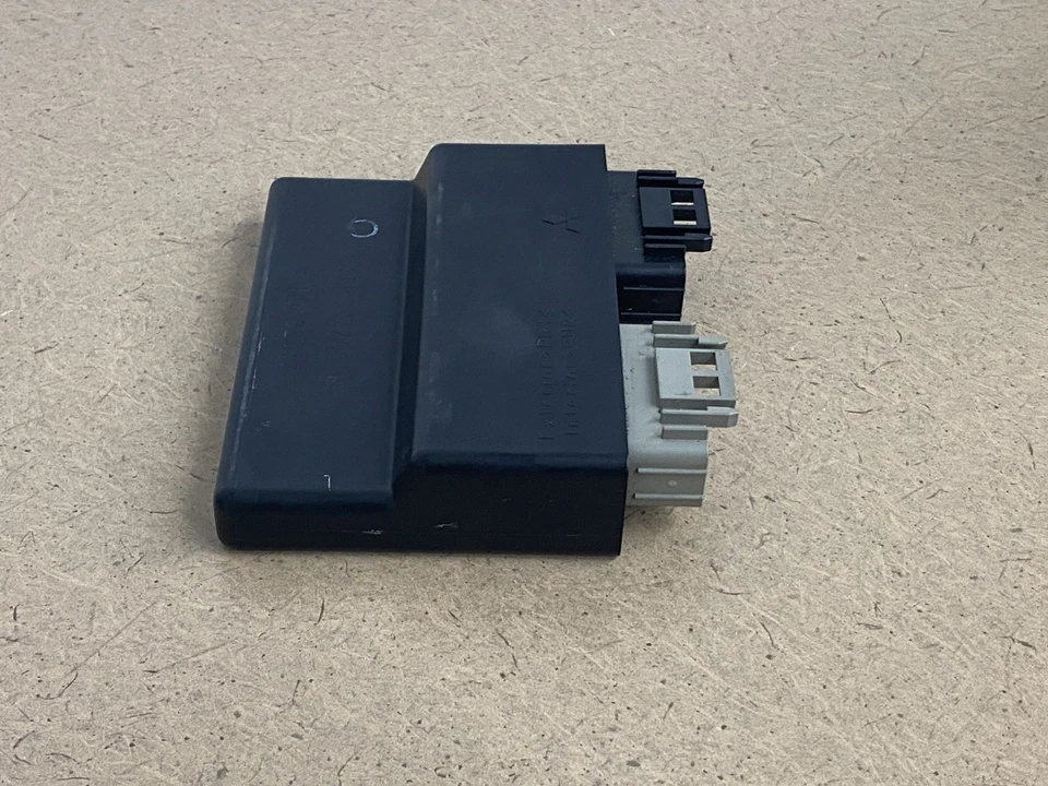 Controlador de computadora principal Kawasaki Ninja ZX14R 2014 12-15 ECU CDI 21175-0714 Foto 4 de 4