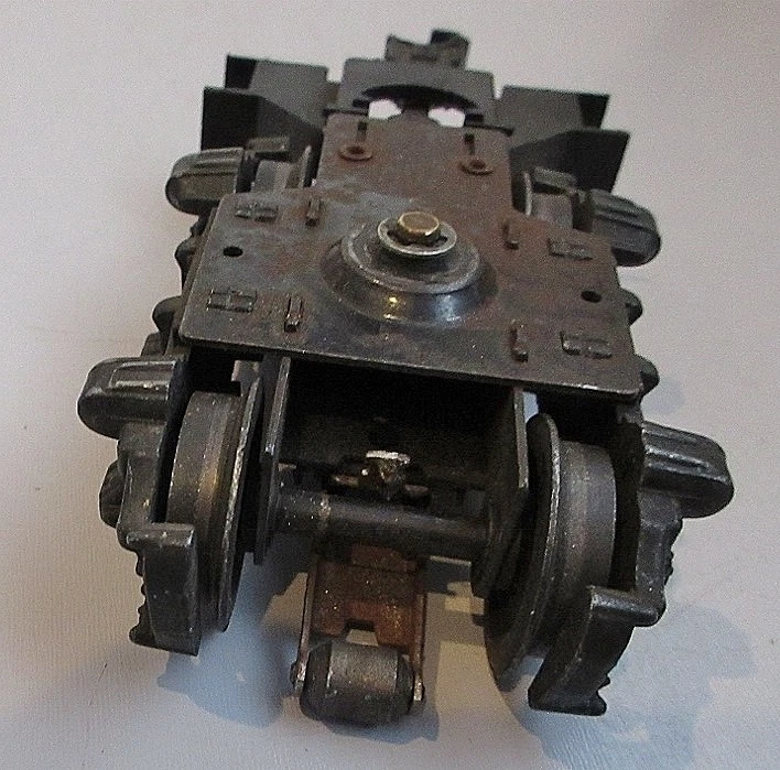 LIONEL #625-629 44 TON,CENTER CAB DIESELS COLLTOR TRUCK - Image 4 of 4