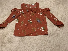 Womens Shirt Sz Medium Orange Floral Ruffle Flowy Cold Shoulder Lightweight Top