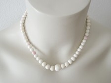 Collana Vintage In Corallo A Forma Di Conchiglia Rosa E Bianca 33,3 G/43 Cm