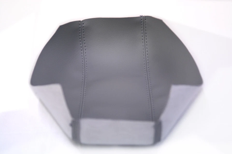 Cubierta de consola reposabrazos de cuero sintético gris claro para Hyundai Elantra 07-10 Foto 2 de 2