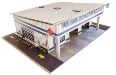 Innovative Hobby ''Inspection Station'' 1/64 HO Slot Car Scale Photo Building Kit