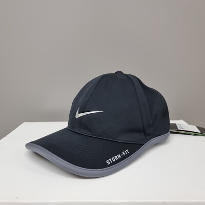 NIKE STORM-FIT REGEN VERSTELLBARE GOLFKAPPE (727041 010)