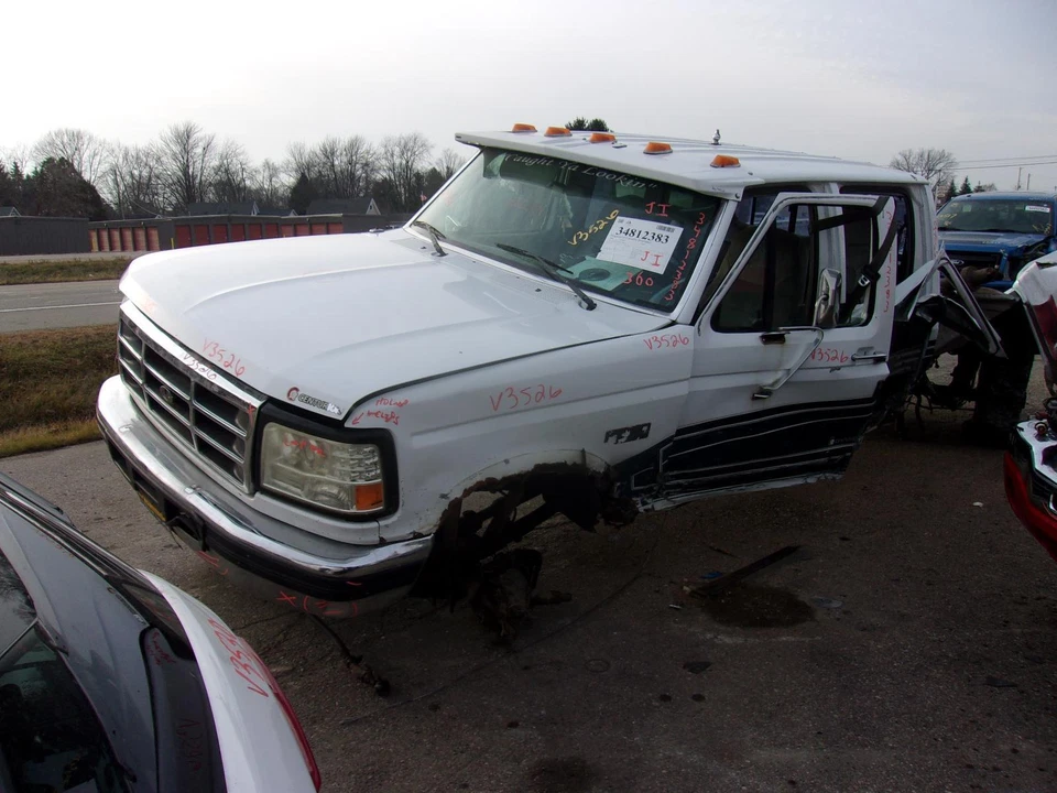 Bomba de dirección asistida usada se adapta a: camioneta Ford f350 1996 grado C Foto 2 de 4