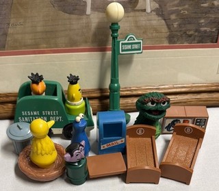 15 Pieces Fisher Price Bert & Ernie Sesame Street Pieces