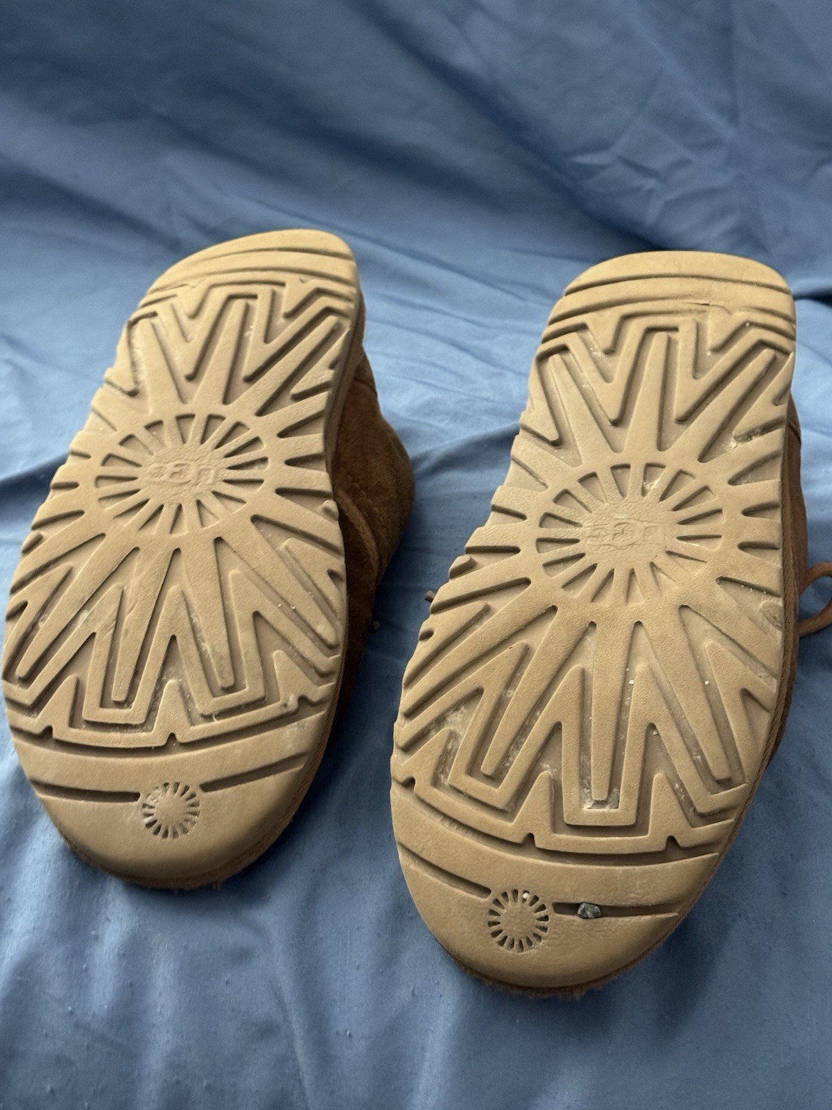 Lot of 2 uggs Size 3 and Other RARE image 3