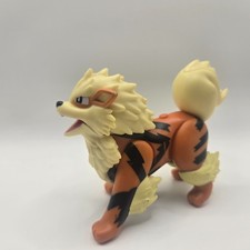 Pokemon Battle Feature Arcanine Action Figure 3 1/2 " Tall 2020 Wicked Cool Toys