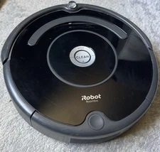 iRobot Roomba Cordless Bagless Robotic Vacuum Cleaner Works But Missing Bristles