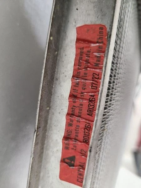 2011 12 13 14 15 16 2017 NISSAN JUKE Radiator Nismo Rs 214101KC5A 11-17 - Imagem 4 de 4