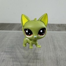 Littlest Pet Shop Green Cat Figure Bobble-Head w/Feather Graphic