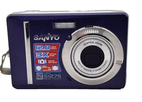Sanyo VPC T850 Digital Camera 8.1 MP Blue W/ Battery and case 