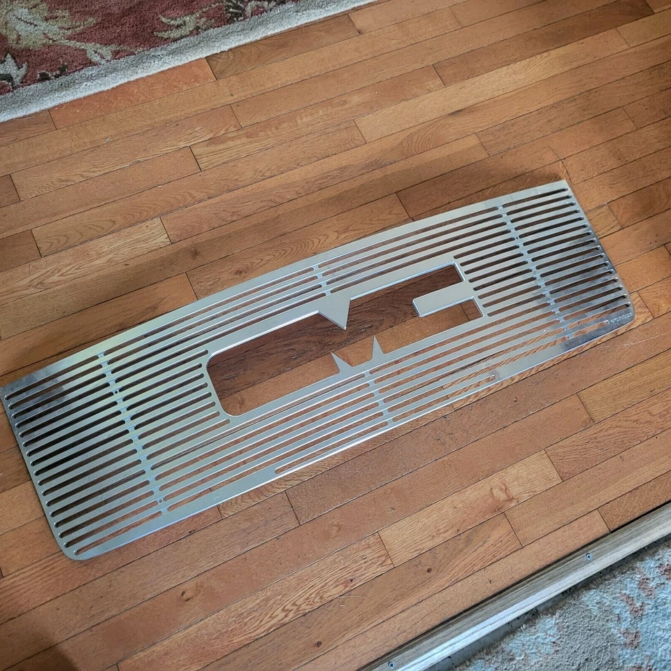 Inserto de rejilla Putco para GMC Sierra 1500 2003-2006 Foto 4 de 4