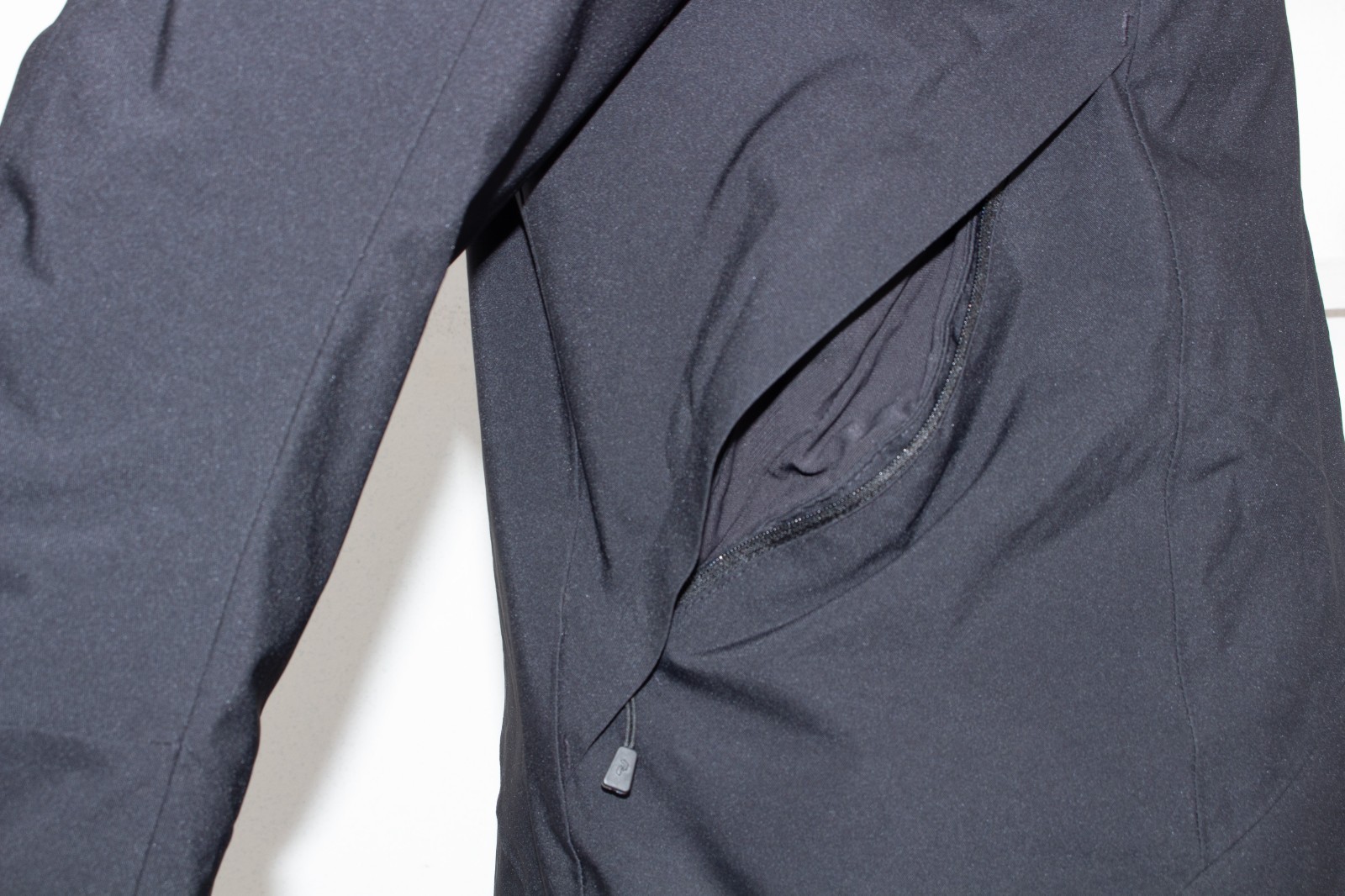 Peak Performance Maroon Long Jacket Black Ski Coa… - image 9