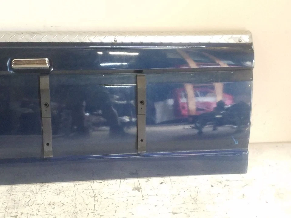 Blue Tailgate - From 8501 GVW | Fits 1992-1997 Ford F150 F250 F350 - Image 3 of 4